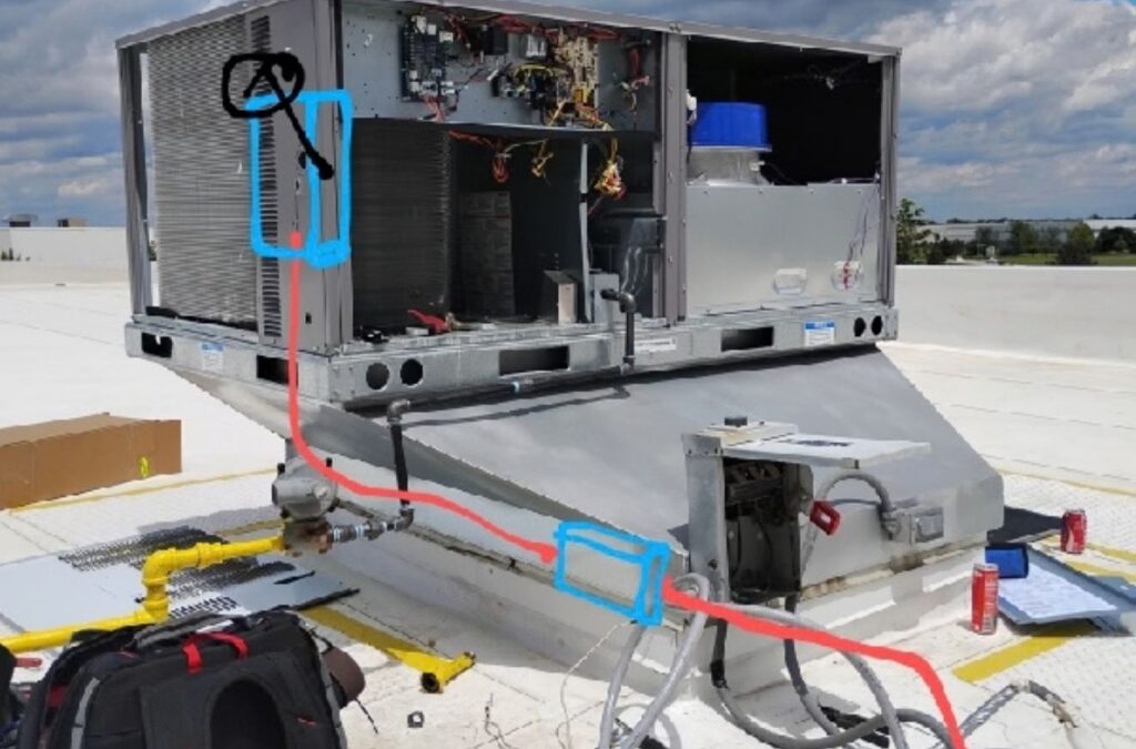Rooftop HVAC equipment and maintenance tools used by Franklin Heating Cooling and Refrigeration for HVAC contractor services in Delaware County, OH. HVAC contractor near me.